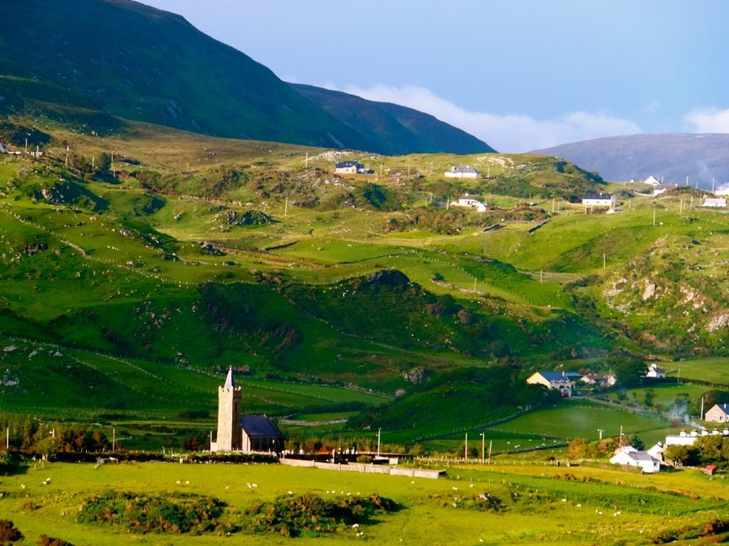 Hotel Aras Ghleann Cholm Cille Glencolumbkille Zewnętrze zdjęcie